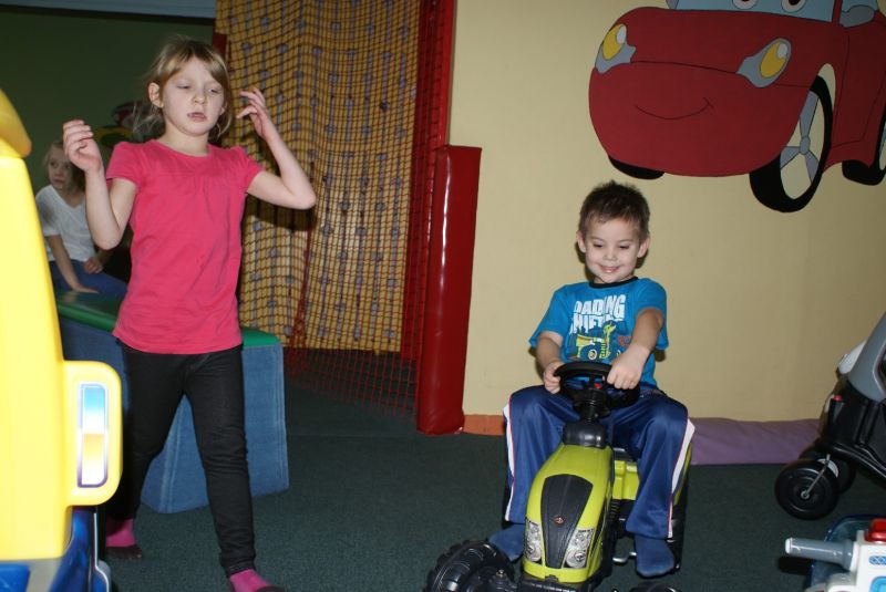 Wycieczka przedszkolaków.