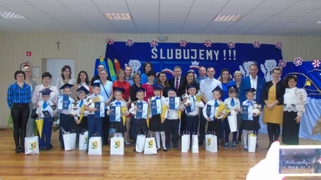 Ślubowanie klasy pierwszej SPG rok szkolny 2019/2010